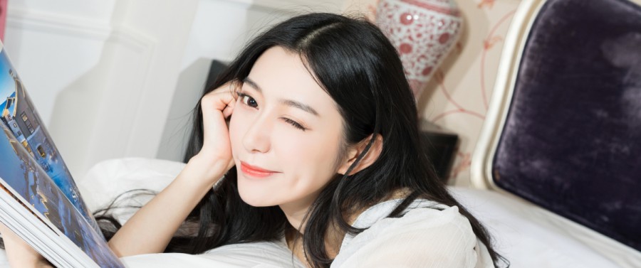 黄子弘凡首支单曲《Waking Now》4月21上线 对话21岁的自己